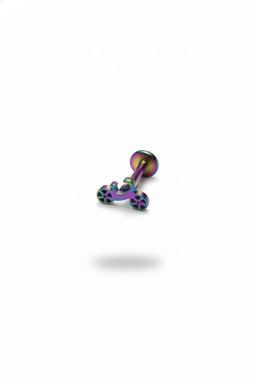 No007-Piercing1