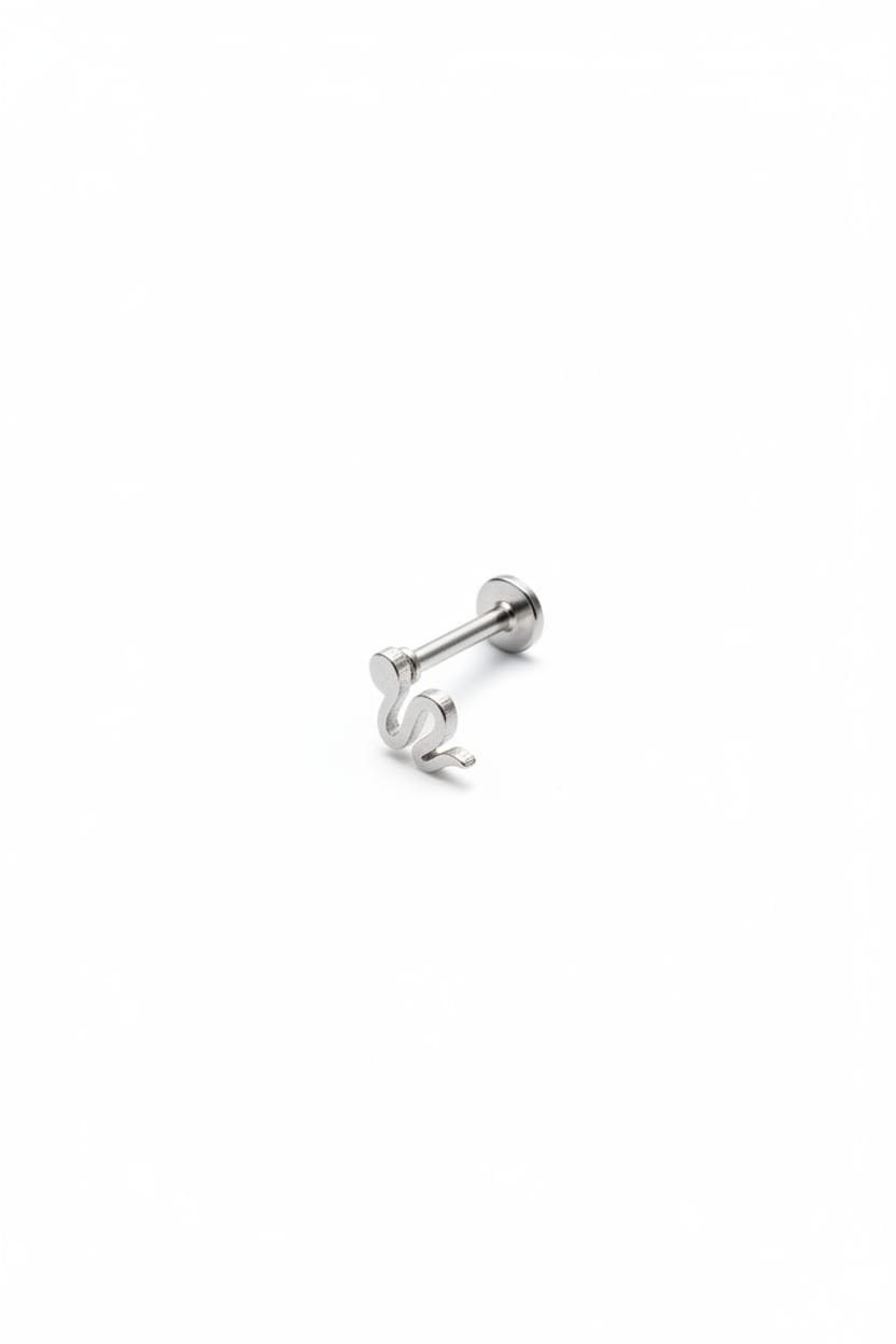 No073-074-Piercing1