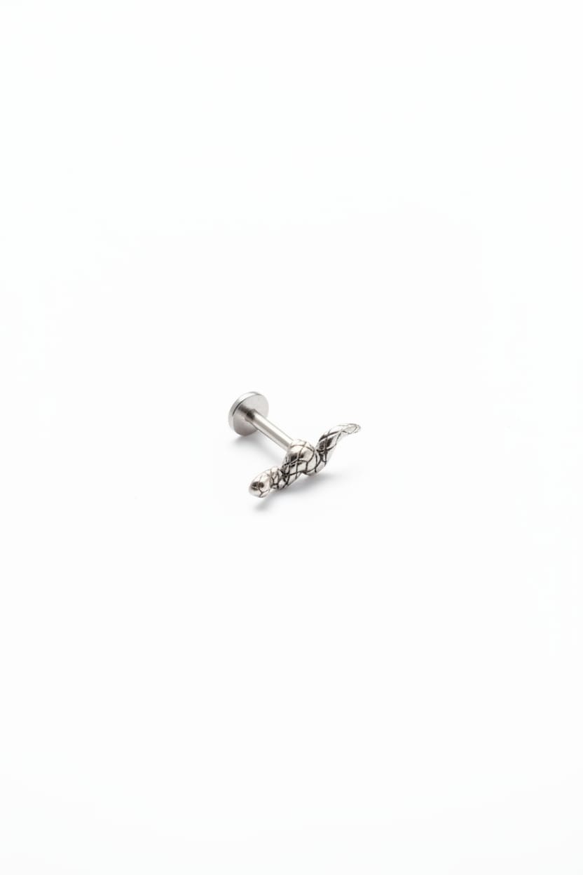 No075-076-Piercing1
